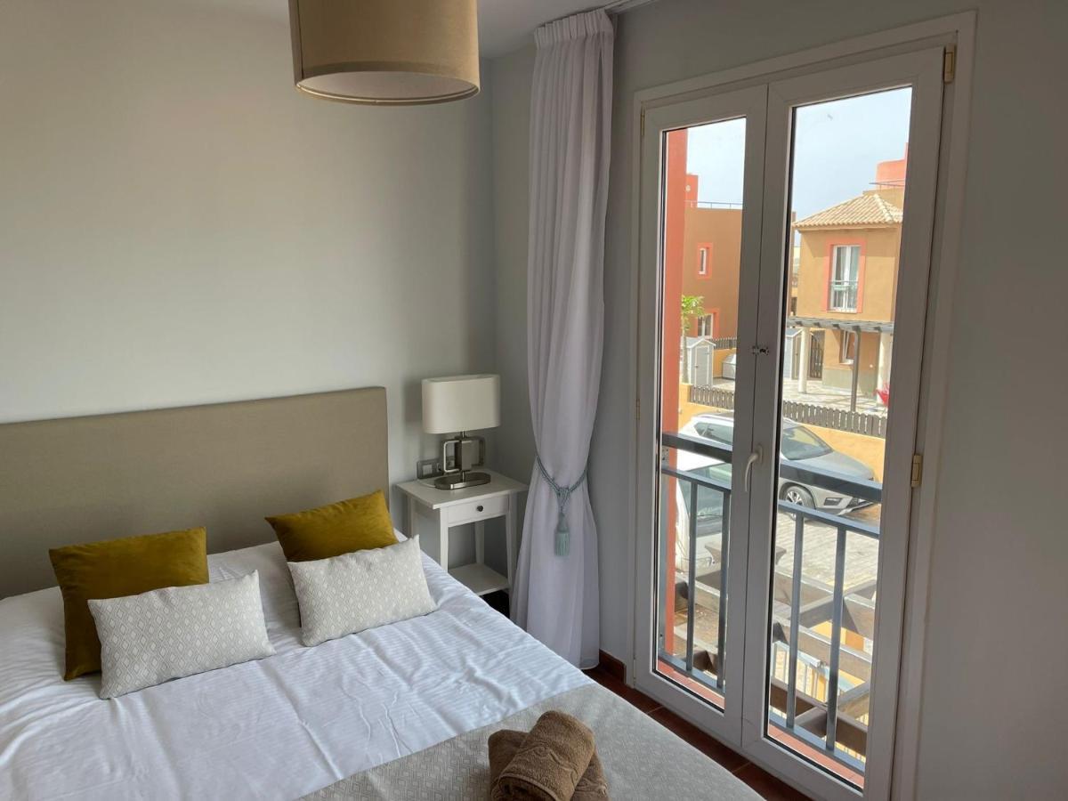Villa Marie Agradable Y Tranquila Maison Con Piscina Коралео Екстериор снимка