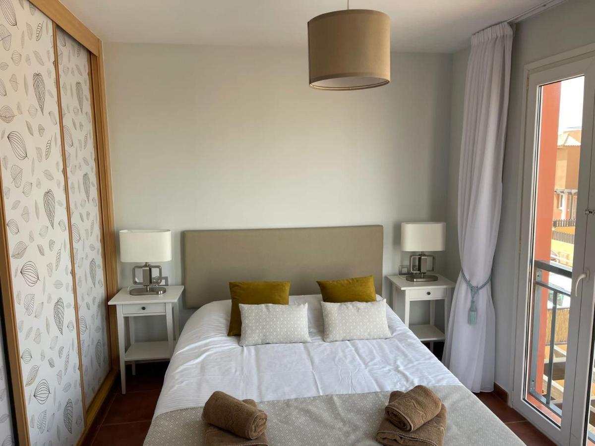 Villa Marie Agradable Y Tranquila Maison Con Piscina Коралео Екстериор снимка